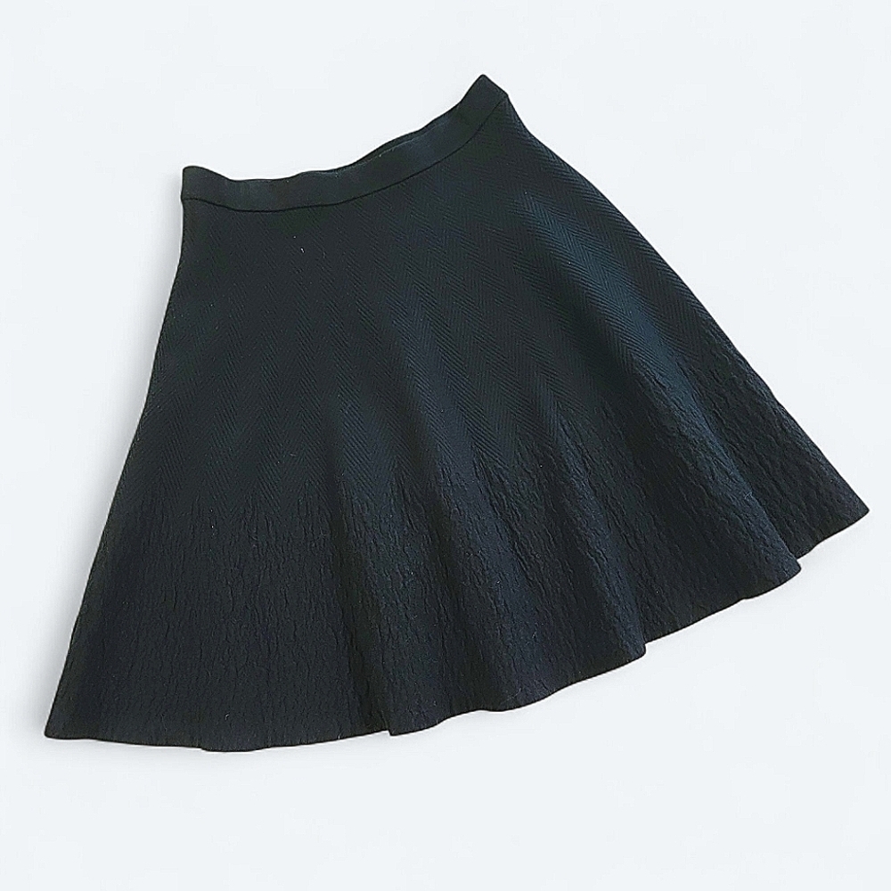 Catherine Malandrino Black A-Line Skirt Size Small Ribbed Textured Pattern